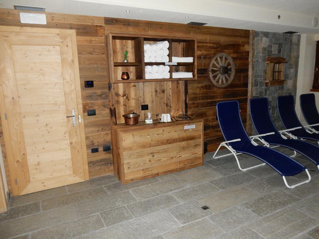 Residence Baita Cusini Livigno Exterior foto