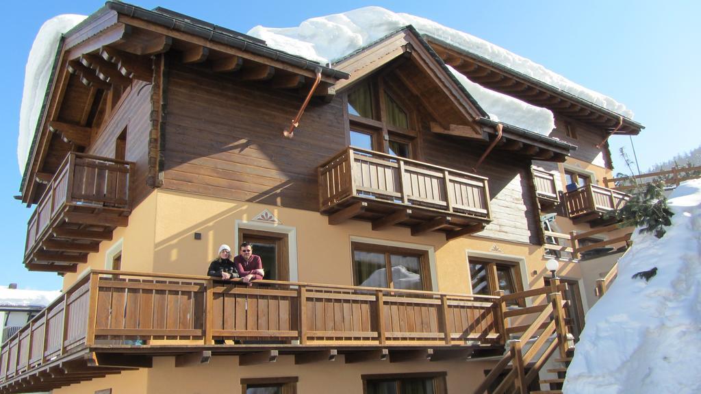 Residence Baita Cusini Livigno Exterior foto