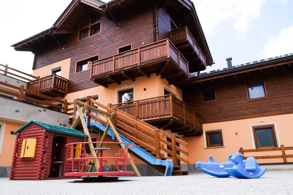 Residence Baita Cusini Livigno Exterior foto